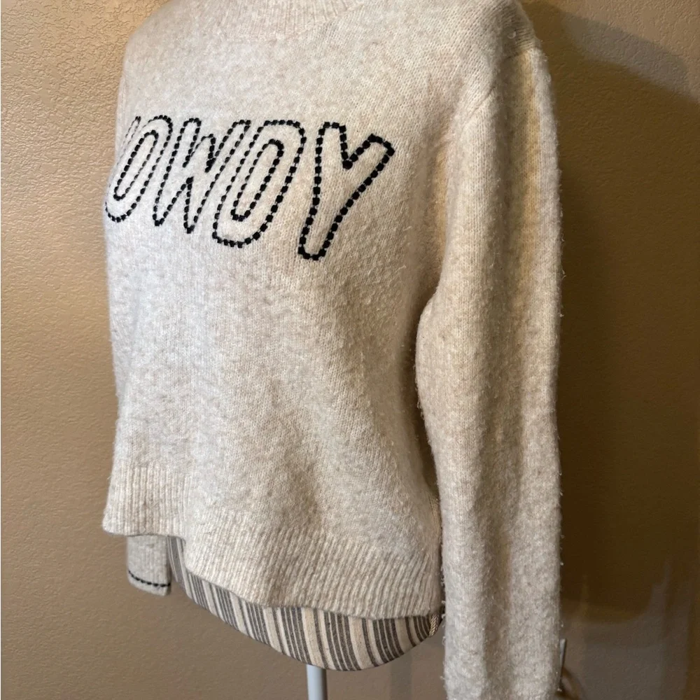 White Crow this cozy